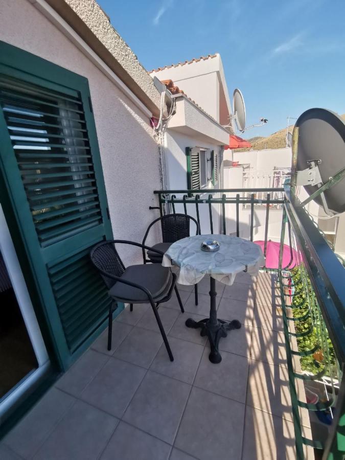 Apartments Luca Zaboric Bagian luar foto